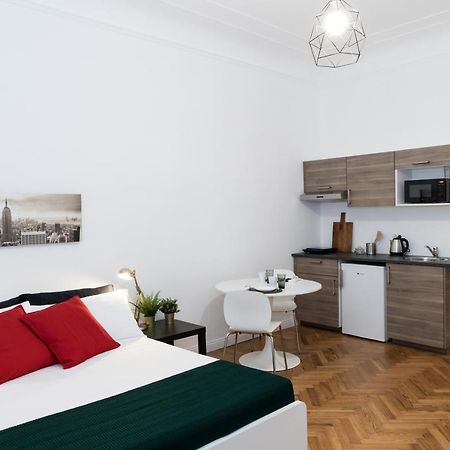4 design apartments near Milan central station Esterno foto