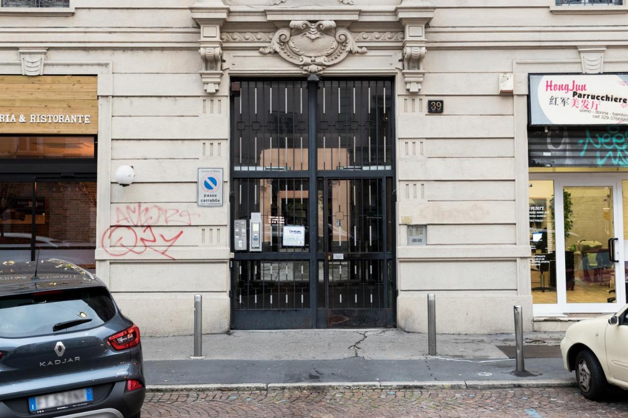 4 design apartments near Milan central station Esterno foto