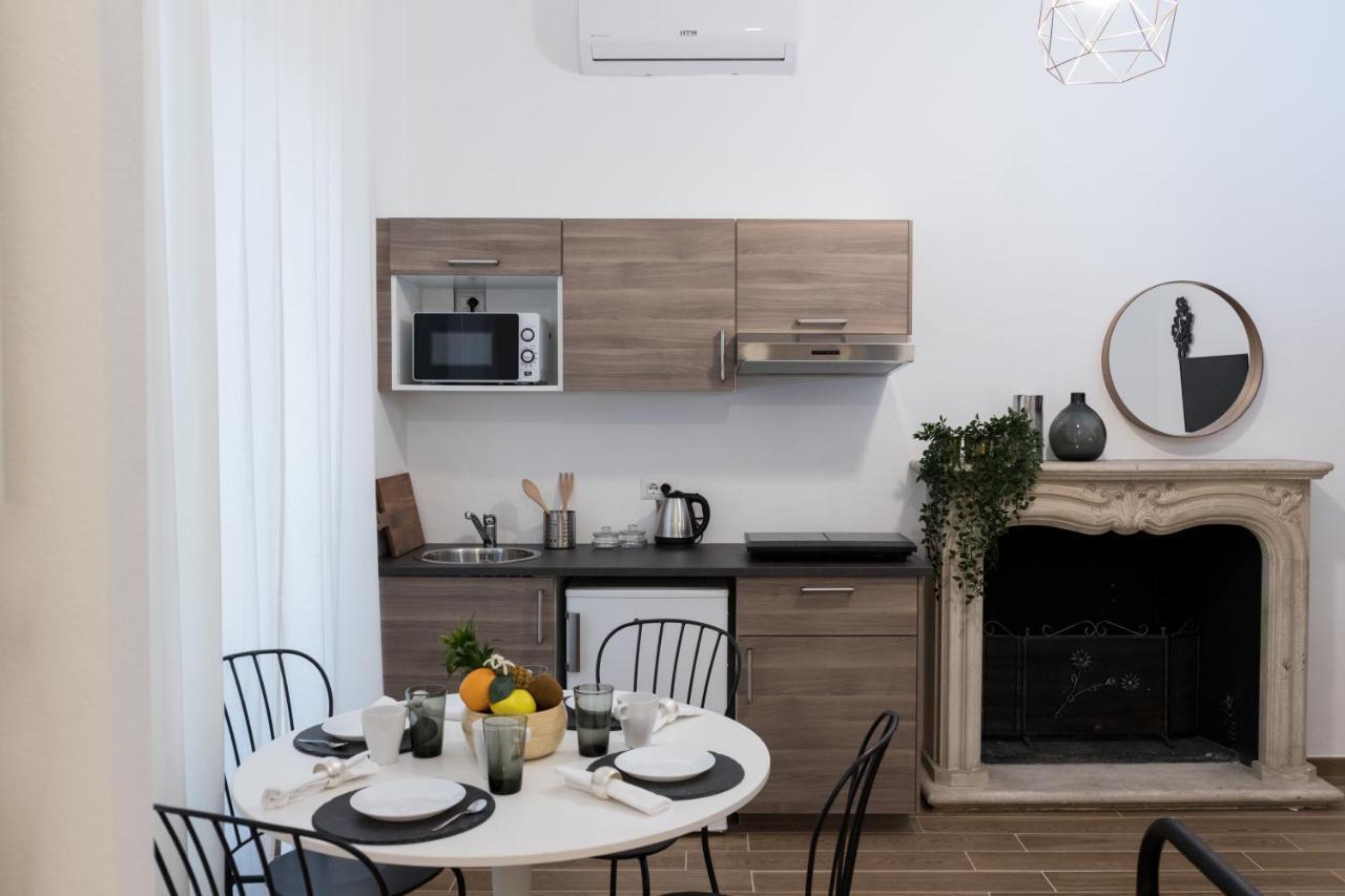 4 design apartments near Milan central station Esterno foto