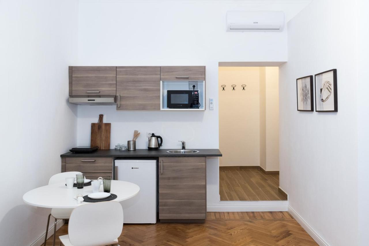4 design apartments near Milan central station Esterno foto